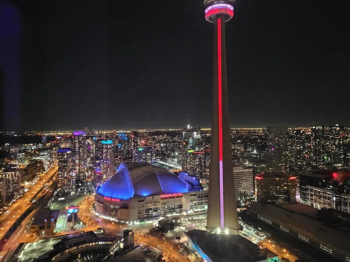 Two Bd Cn Tower And Lake Ontario View Toronto